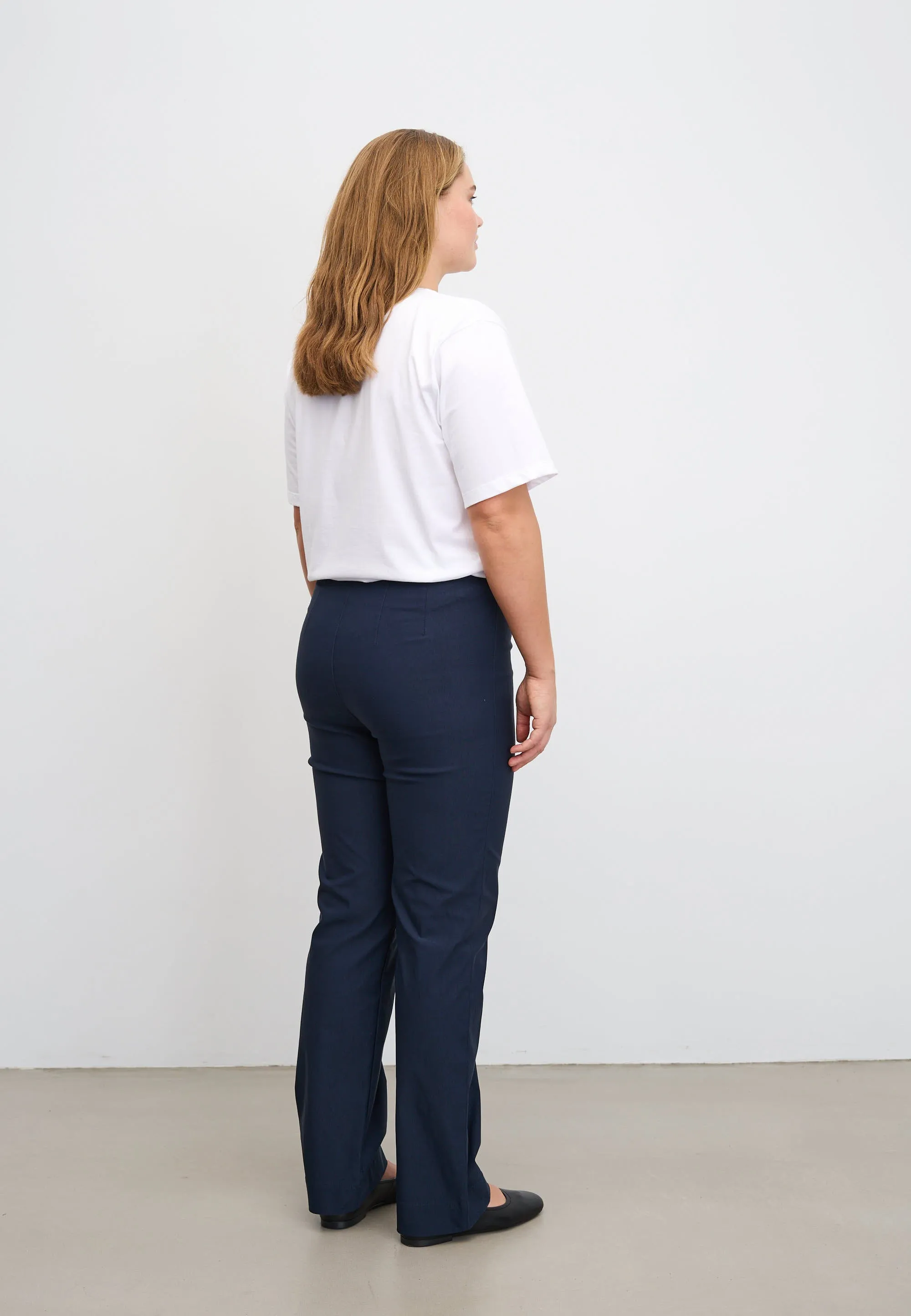 Betty Regular - Medium Length - Navy