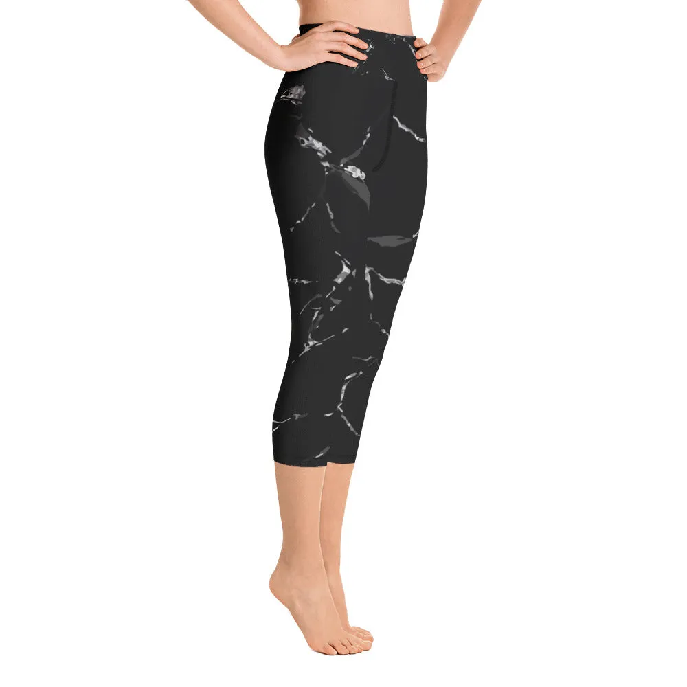 Black Marble Print Capri Leggings, Abstract Women's Yoga Stretchy Pants-Made in USA/ EU