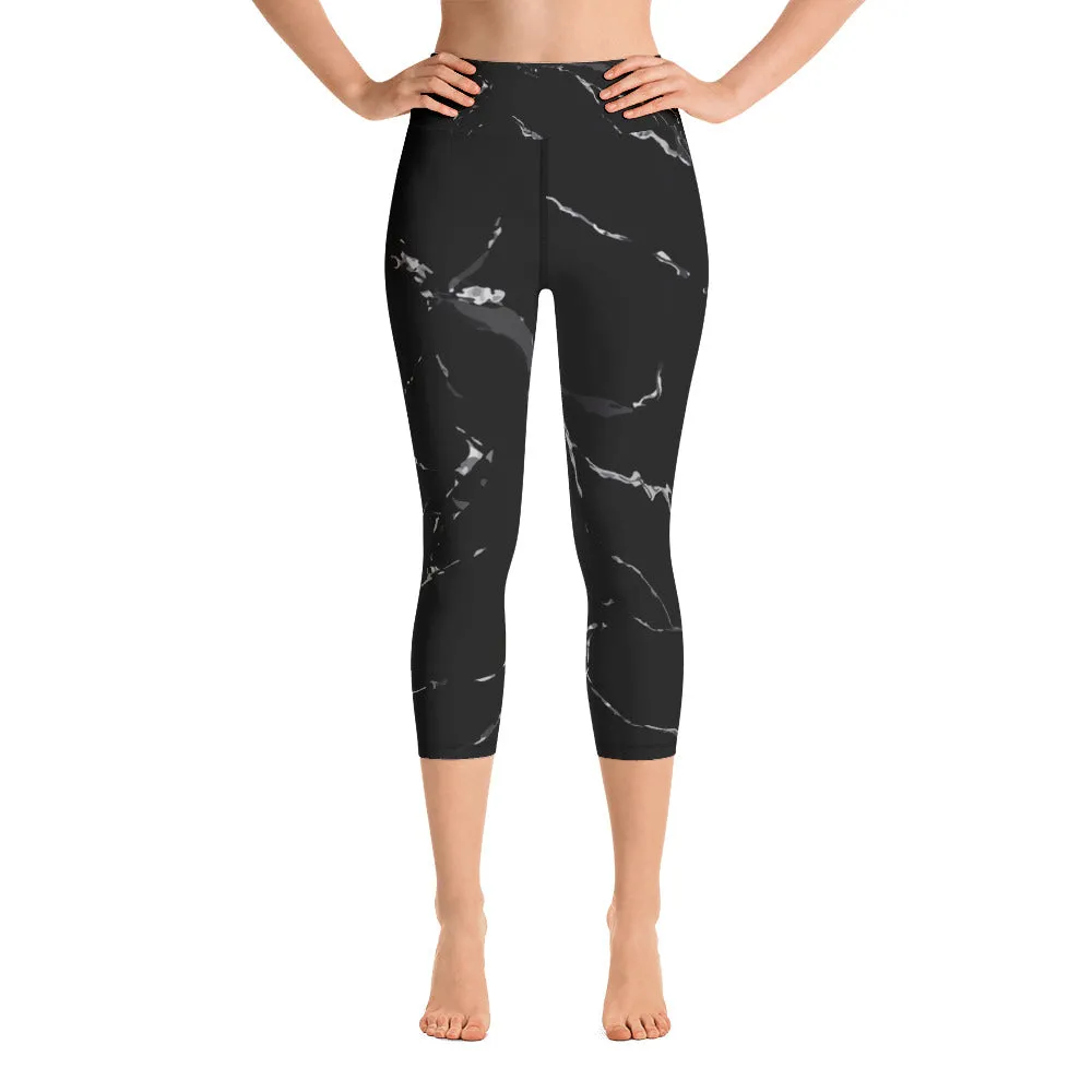 Black Marble Print Capri Leggings, Abstract Women's Yoga Stretchy Pants-Made in USA/ EU