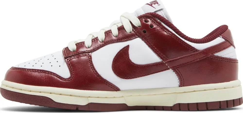 Dunk Low Premium 'Vintage Red' (W)