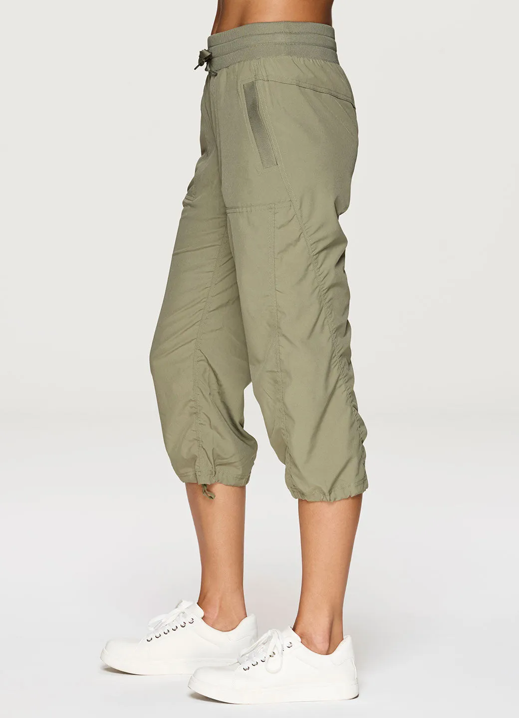 Lumen Lightweight Capri Pant