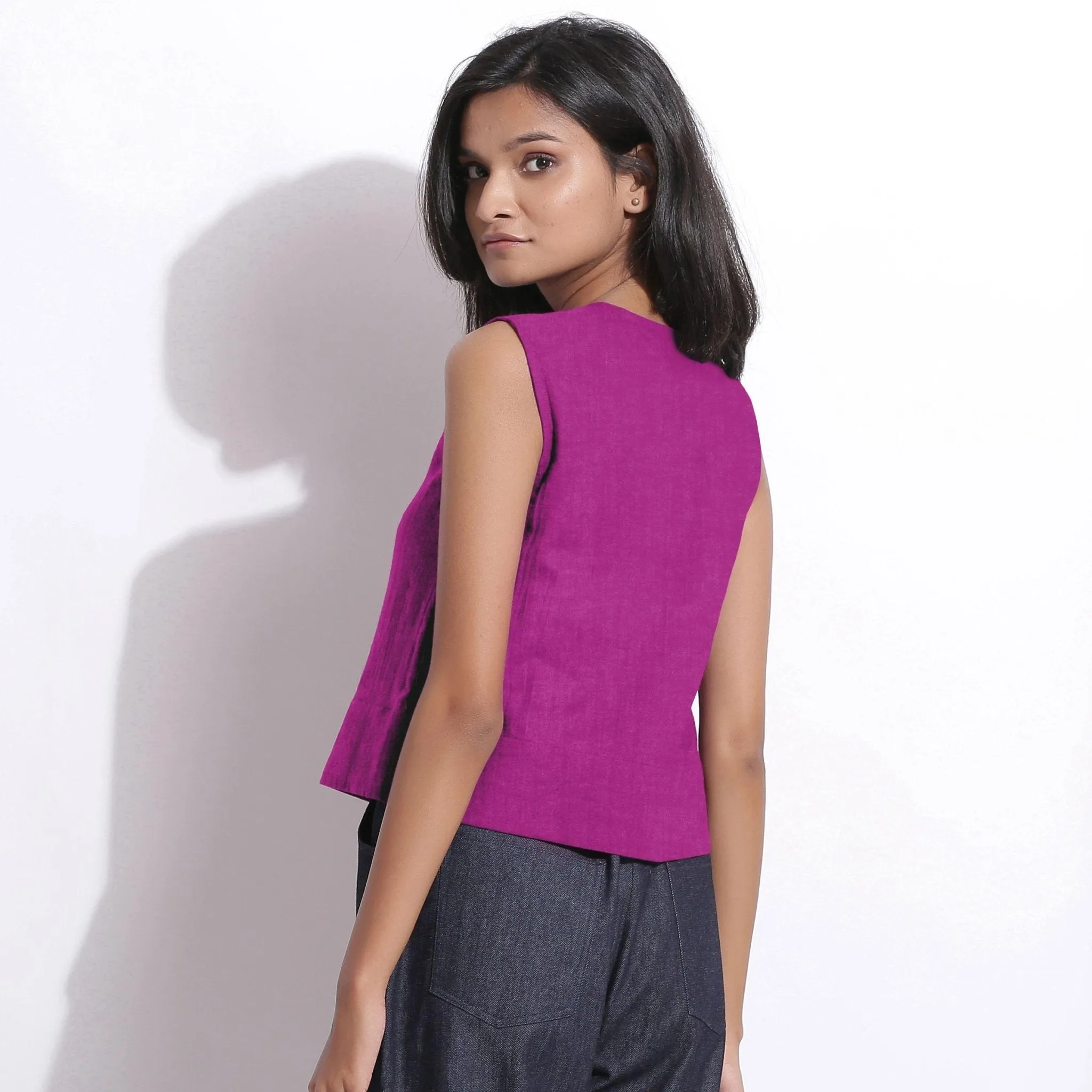 Magenta 100% Linen Sleeveless Button-Down Shirt