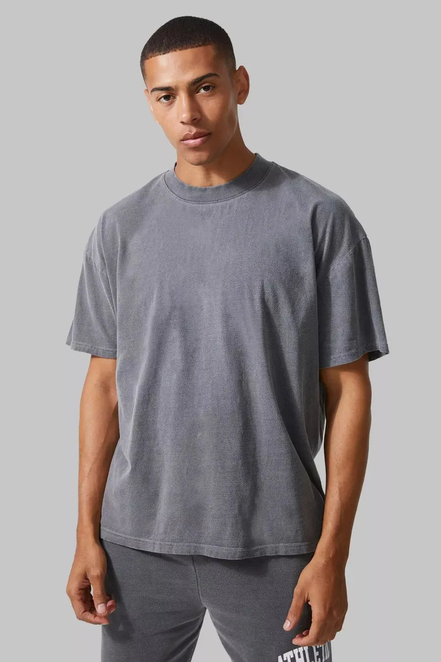 MAN ACTIVE OVERSIZED OVERDYE REP T-SHIRT