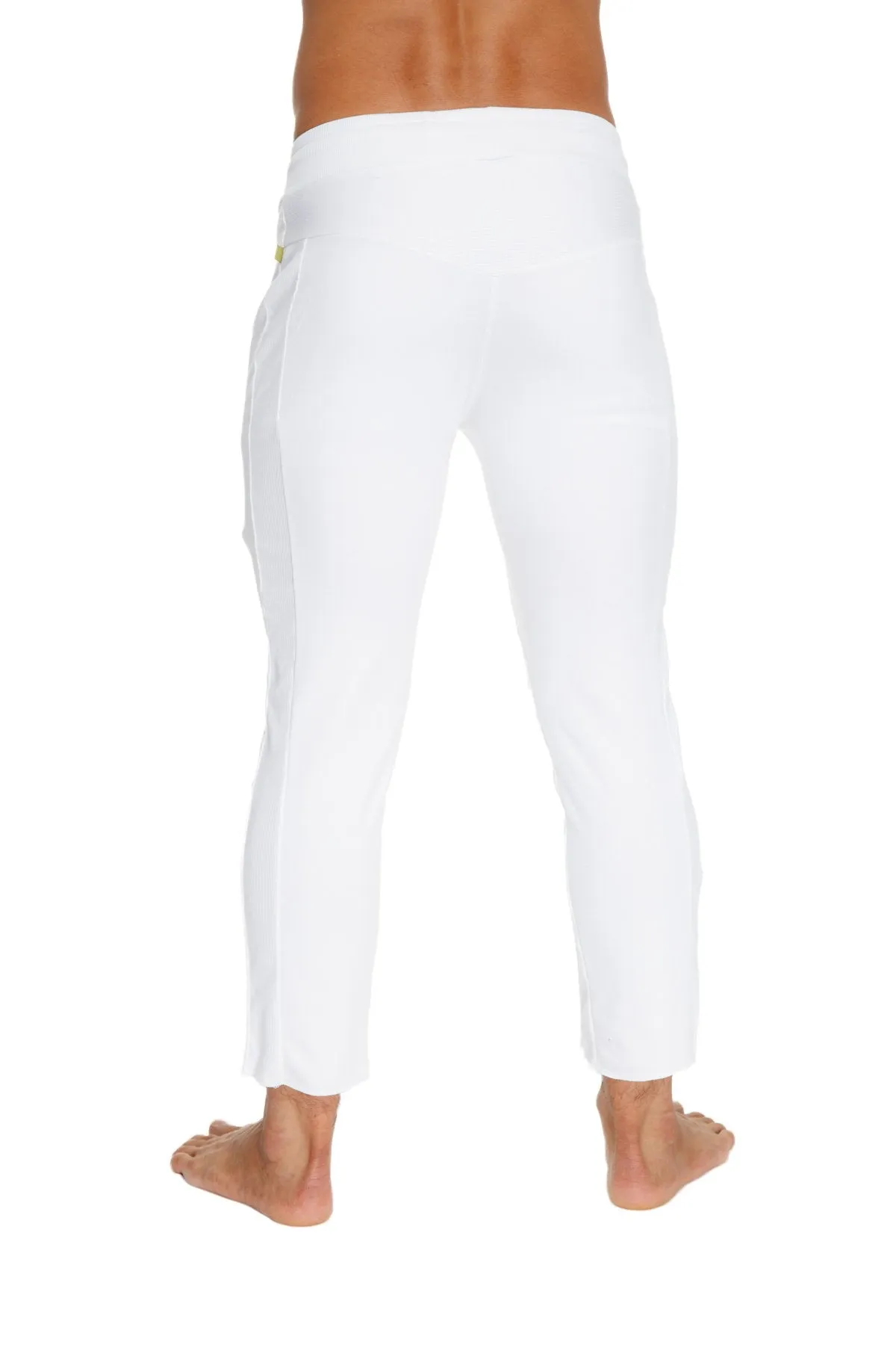 Mens 4/5 Zipper Pocket Capri Yoga Pants (White)