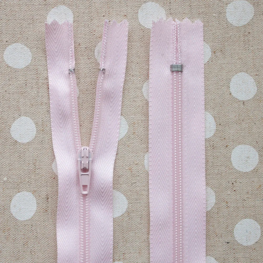 No.3 Closed End Nylon Zip - 30cm (12")