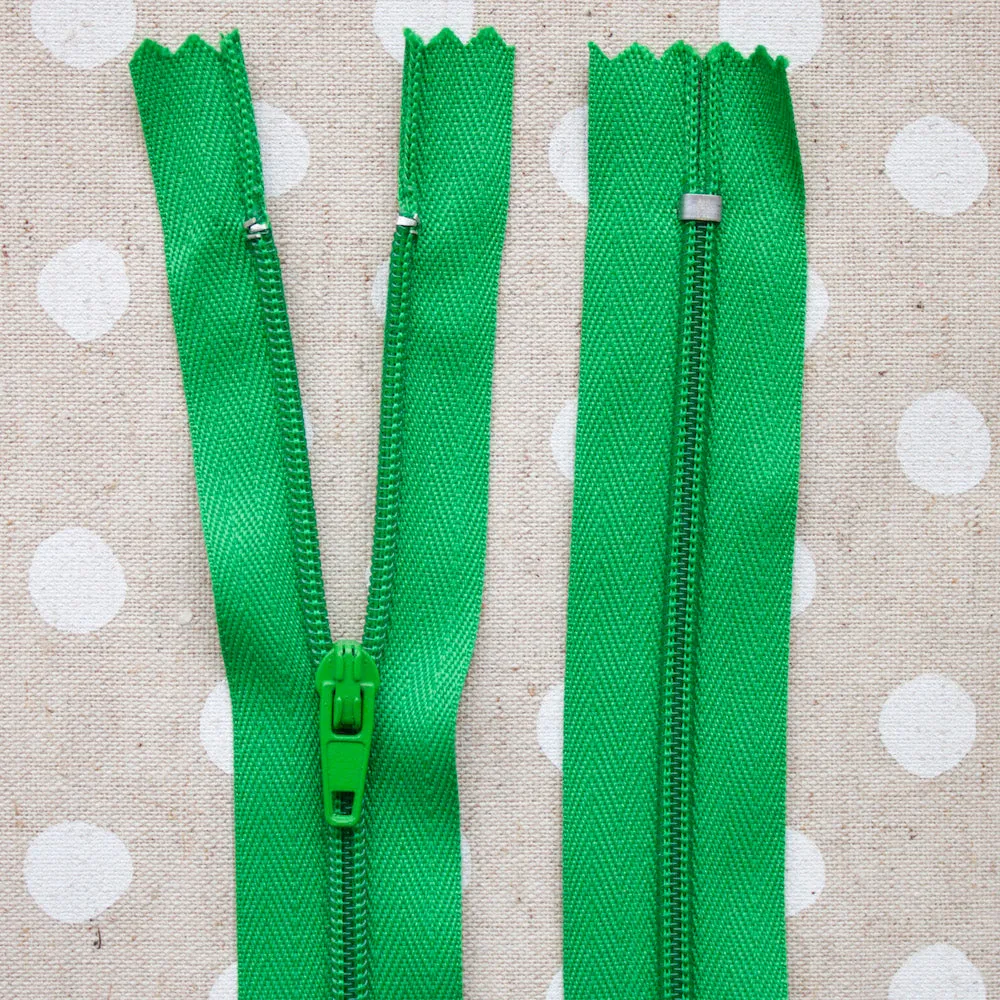 No.3 Closed End Nylon Zip - 30cm (12")