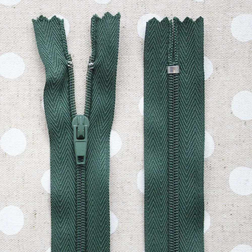 No.3 Closed End Nylon Zip - 30cm (12")