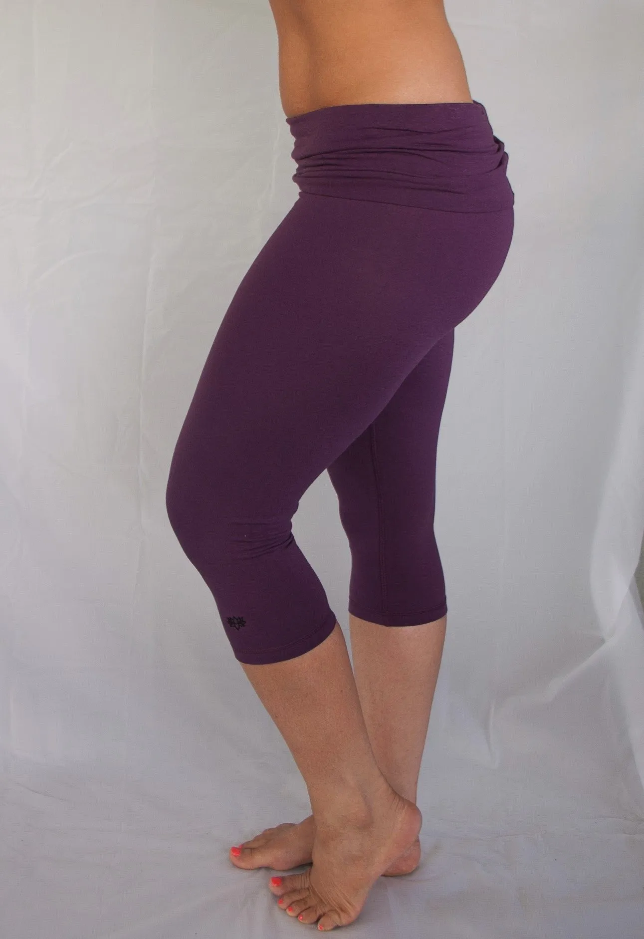 Plum 3/4 Yoga Pants