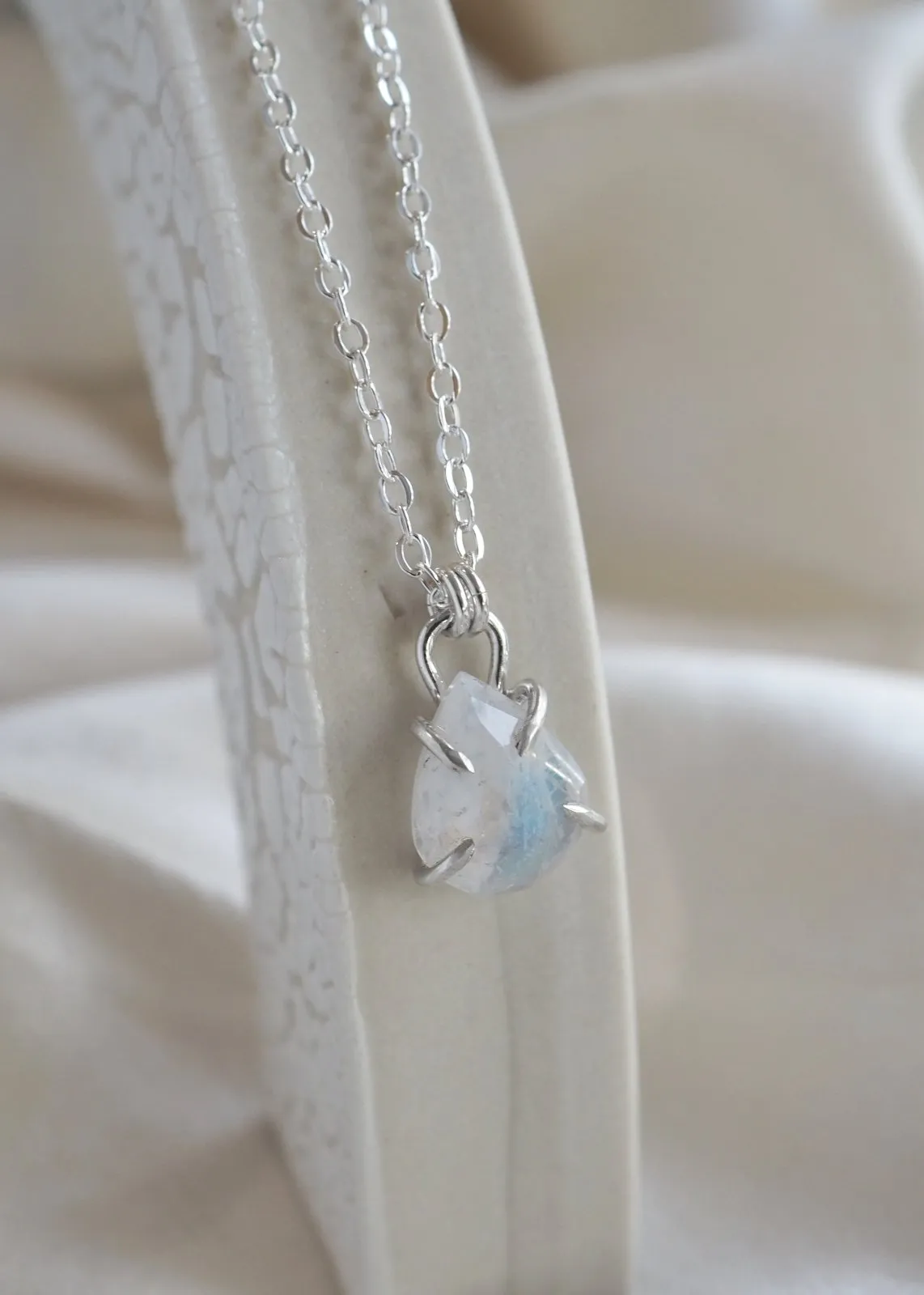 Virgo Necklace - Rainbow Moonstone